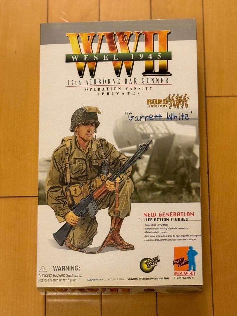 ドラゴンモデルズ　1/6WW2アメリカ陸軍空挺兵　フィギュア　台座付き　レア