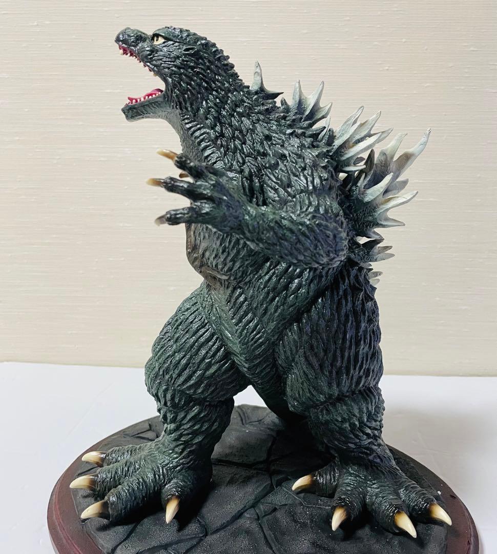 東宝怪獣シリーズ　巨大リアルフィギュア　ゴジラ