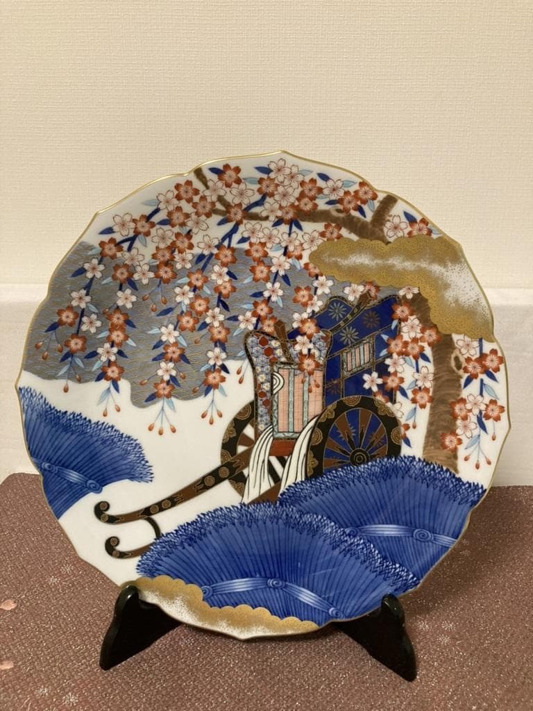 香蘭社　有田焼　染錦御所車　飾り皿