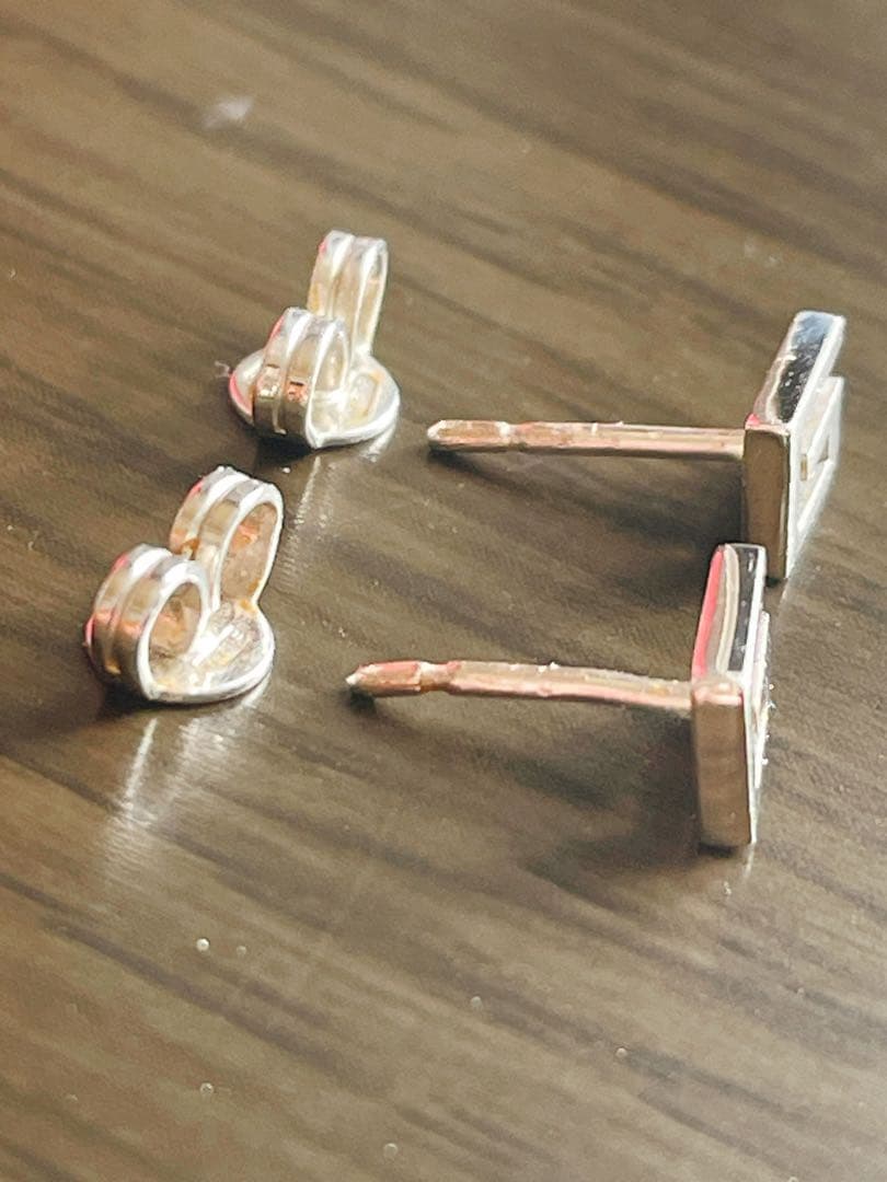 値下げ　GUCCI Gロゴスタッドピアス シルバー750 K18WG