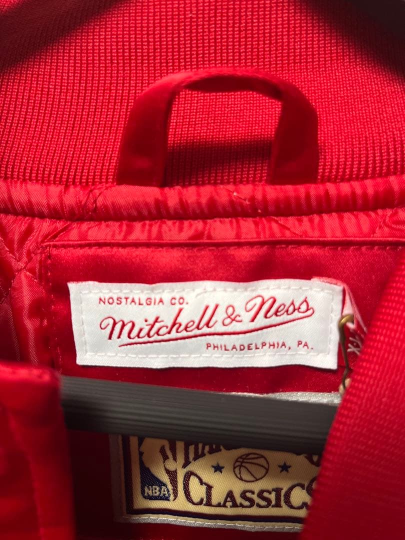 新品 NBAサテンジャケット マイアミヒート XL サンダーボルト