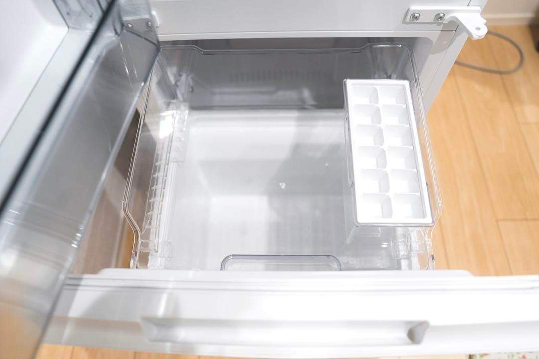 美品！シャープ　SHARP SJ-D18K 冷蔵庫