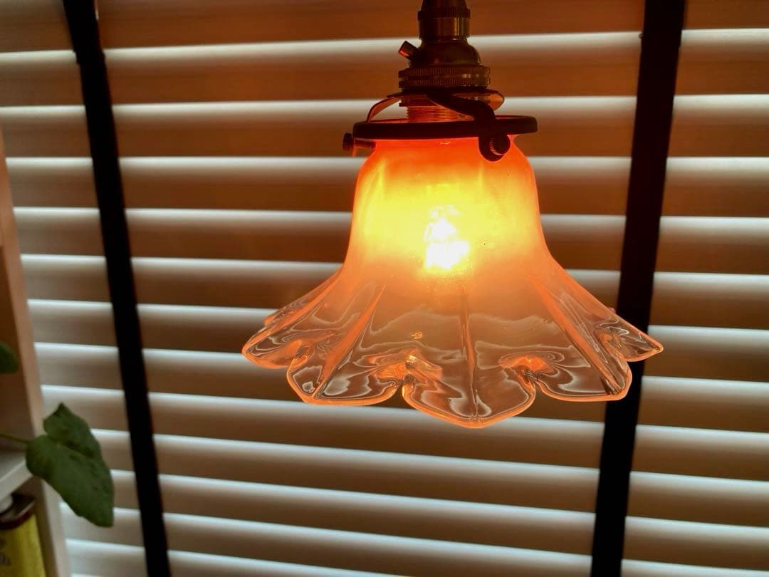 ランプシェード　オパールセント　アンティーク　フランス　フラワー