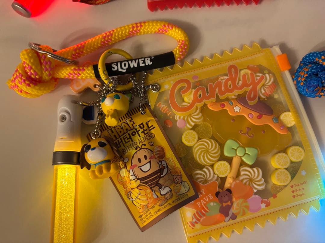 推し活　推しカラー　ピンク　ブルー　グリーン　パープル　レッド　イエロー　オタ活