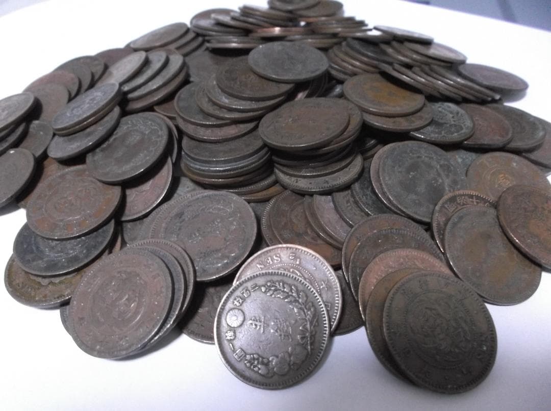 【送料無料】C-15　　明治竜半銭銅貨200枚