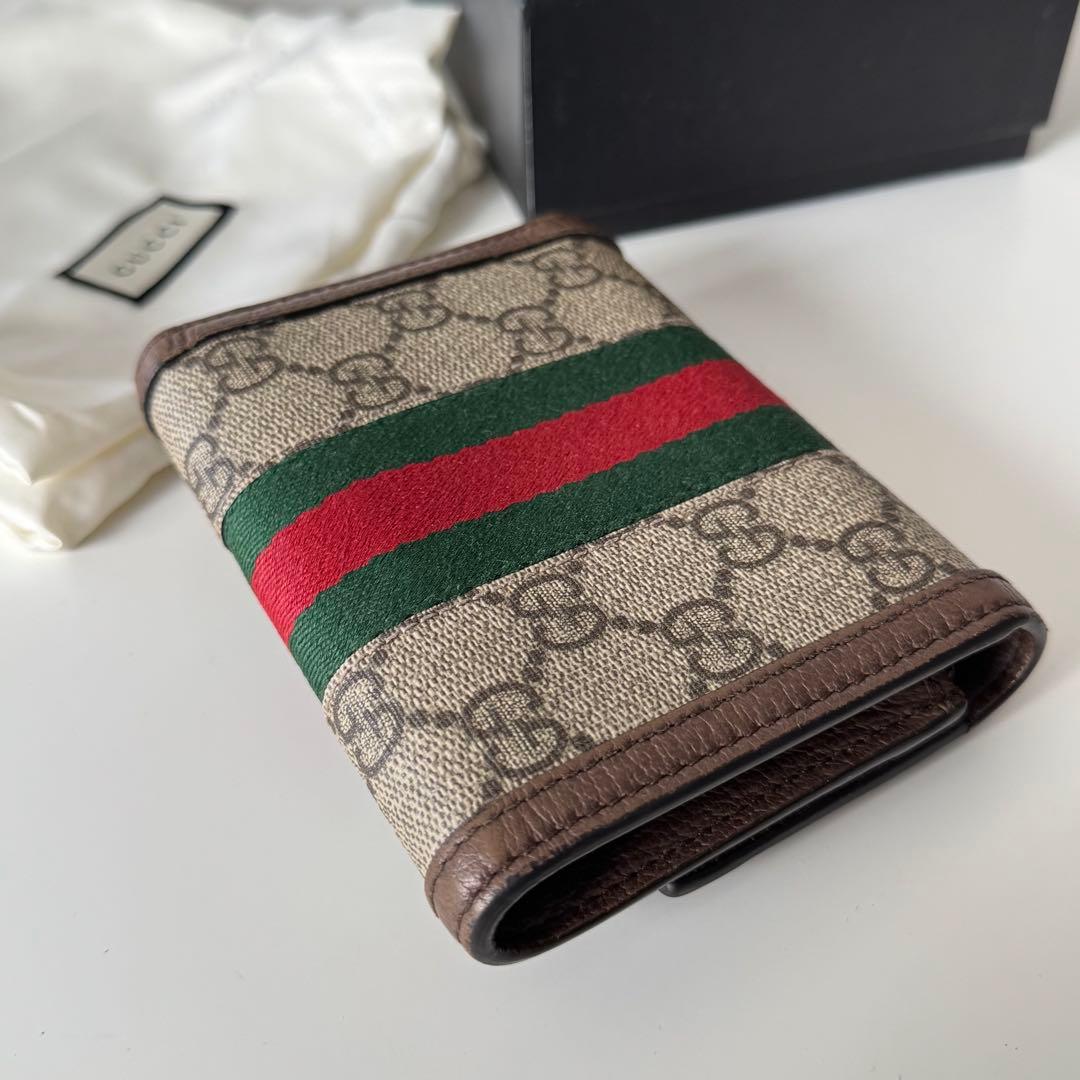 「そら」★本日最終値下げ★正規品 GUCCI GGパターン 三つ折り財布