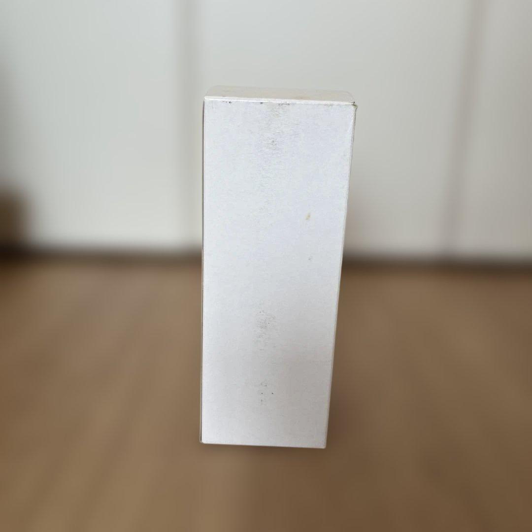 ヘネシー V.S リミテッド エディション by Futura 容量：700ml