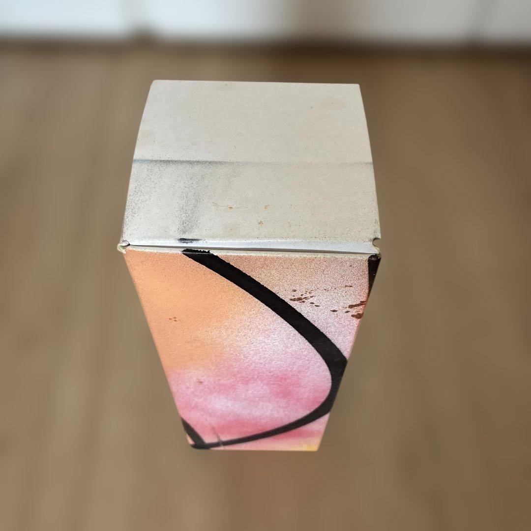 ヘネシー V.S リミテッド エディション by Futura 容量：700ml