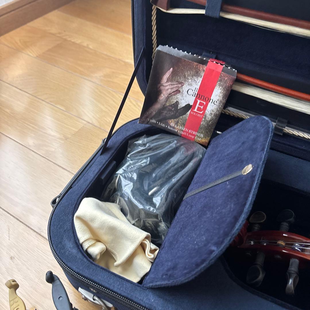 バイオリン本体 ケース付き　STRADIVARIUS型