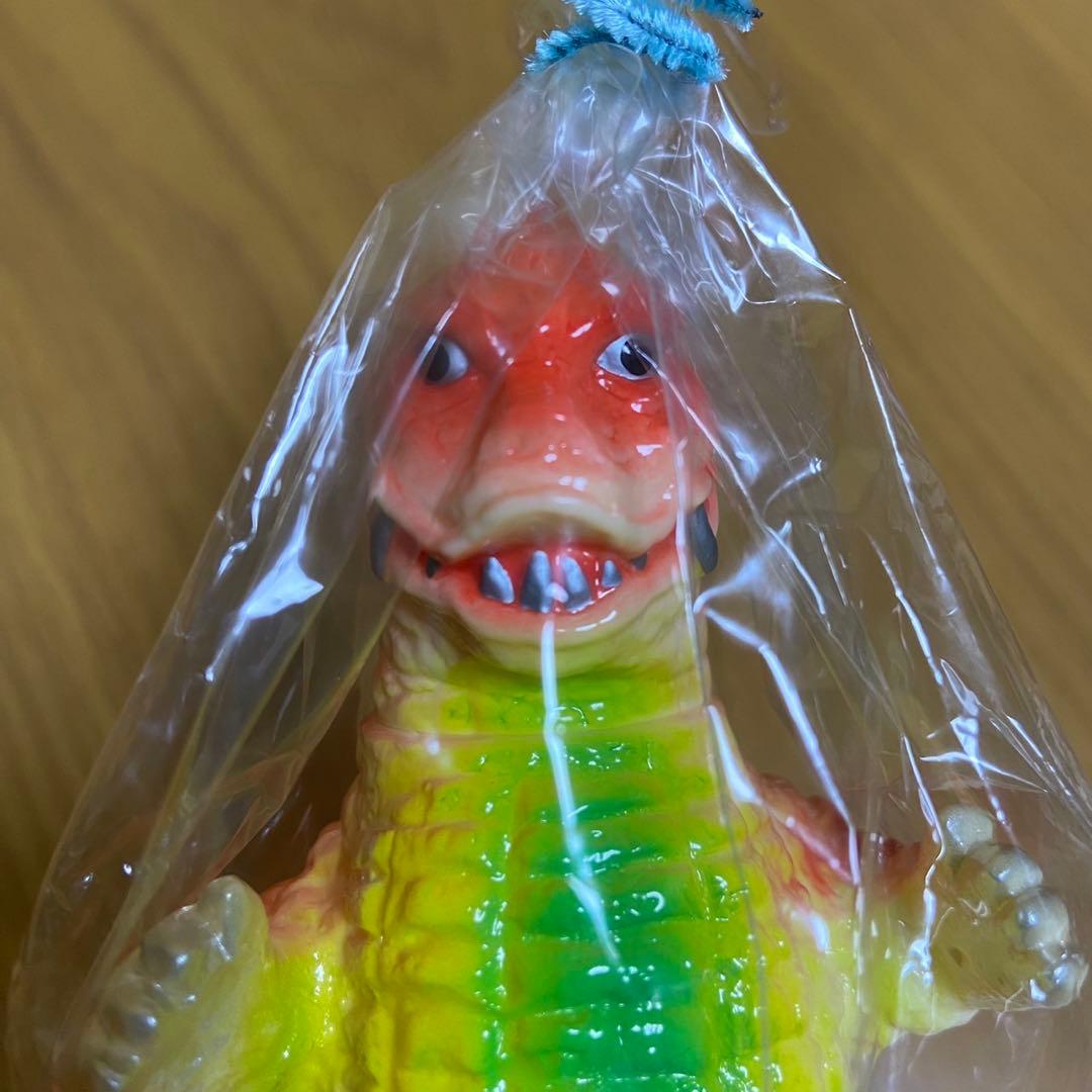 ウルトラマン 怪獣 レッドキング m1号 貯金箱 ソフビ 5420