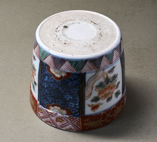 金襴手 花地文に牡丹文 大振蕎麦猪口