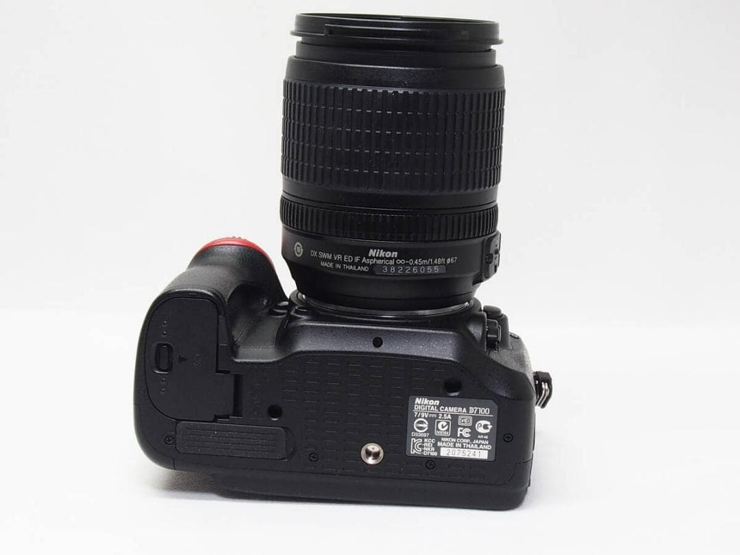 Nikon D7100 18-105 VRキット 《 S数4665回 スマホ転送