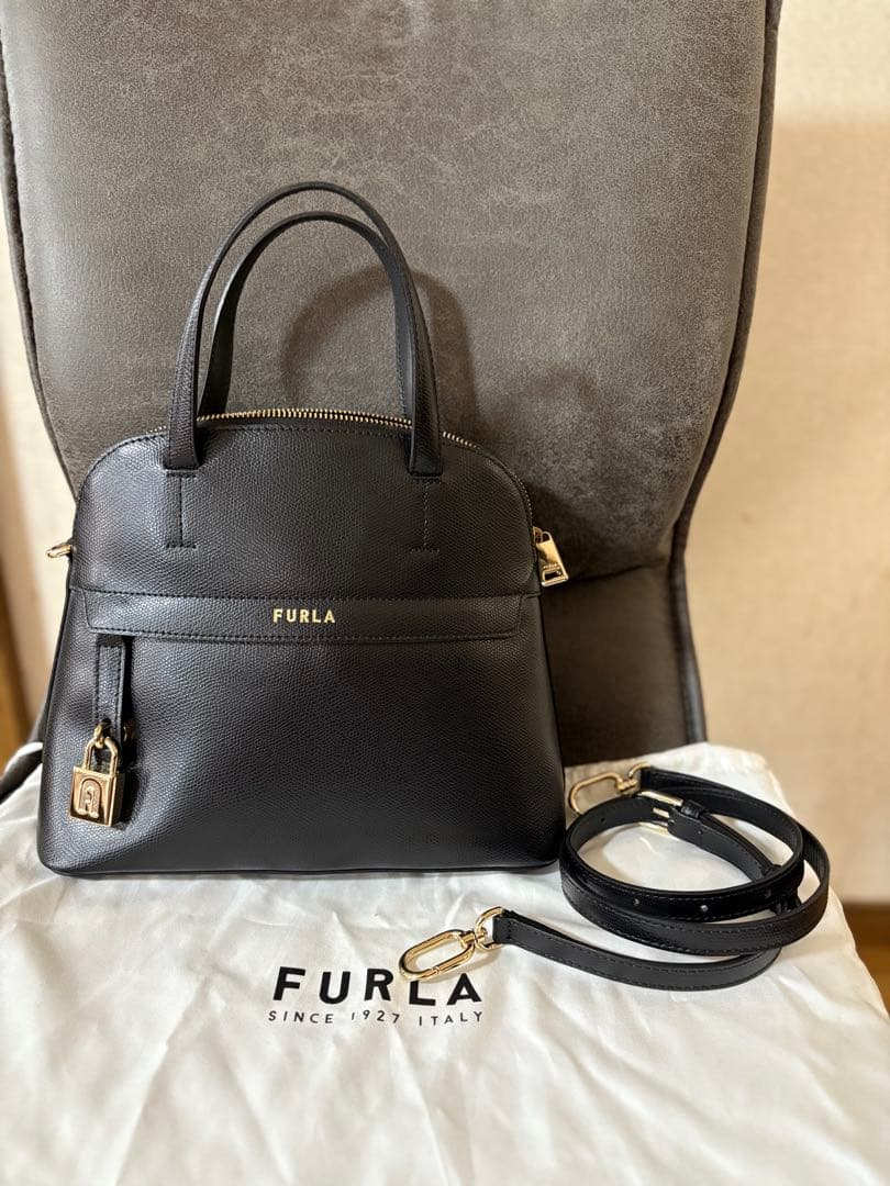 FURLA フルラ パイパー Sドームハンドバッグ 2way ブラック美品