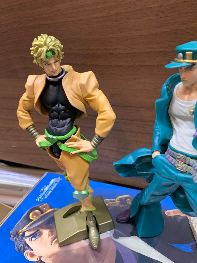 ジョジョの奇妙な冒険 フィギュア3体セット