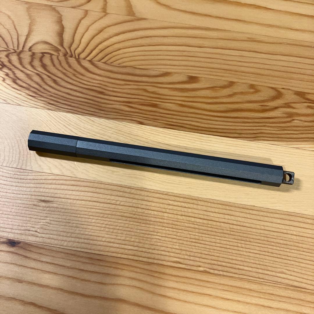 ボール・ペンC／マルチ・アダプタブル・ペン（本体のみ）色：ガンメタル