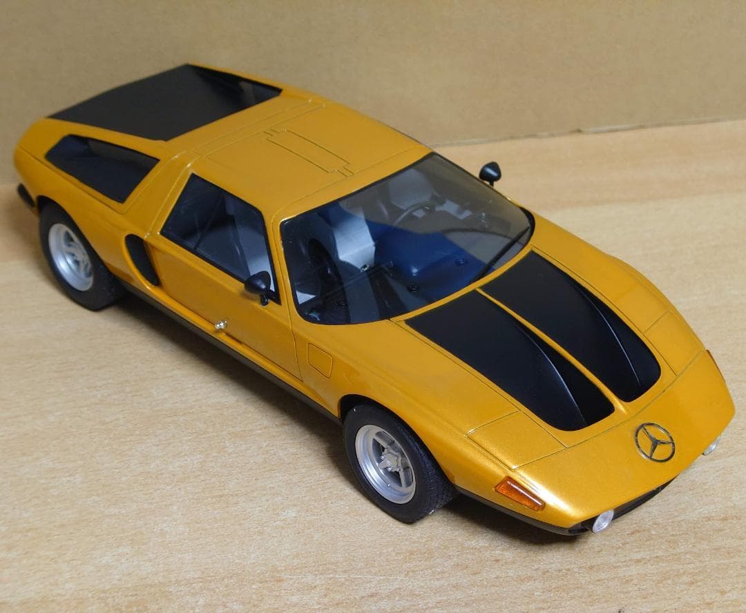 1/18 メルセデスベンツ C111-II 1970 オレンジ Mercedes