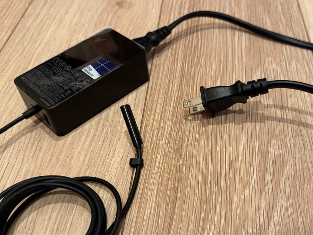 Surface Pro 2 + 純正アクセサリーセット 箱付き