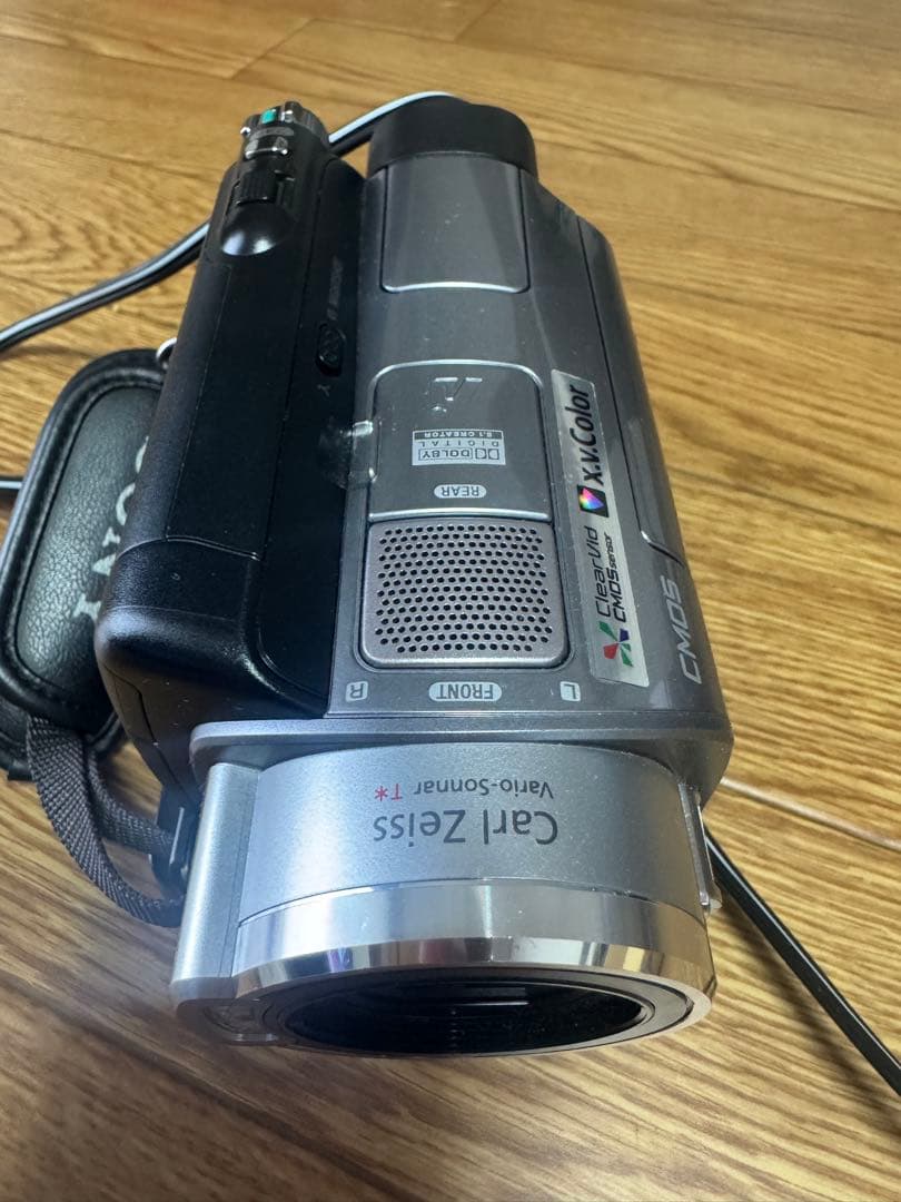 ソニー　HDDビデオカメラ　SR7 美品！