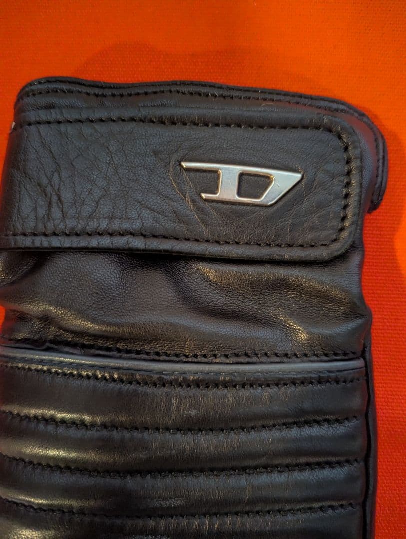 DIESEL 未使用美品グレン期ロゴ付きシープレザーグローブ