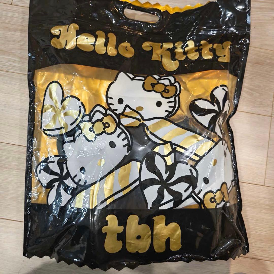 ハローキティ Hello Kitty tbh 海外限定 ネックピロー