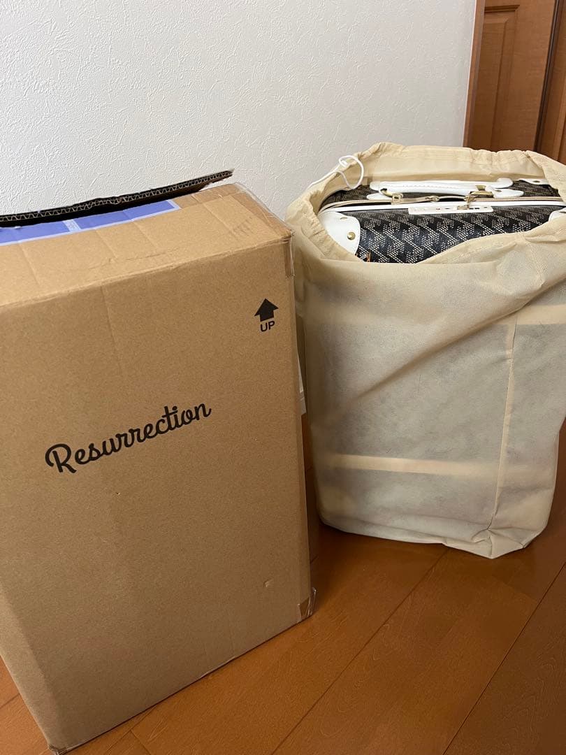 Resurrection レザレクション　キャリーケース
