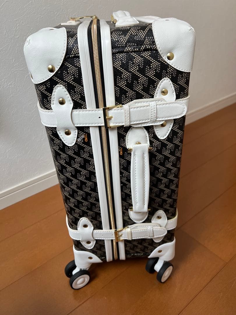 Resurrection レザレクション　キャリーケース