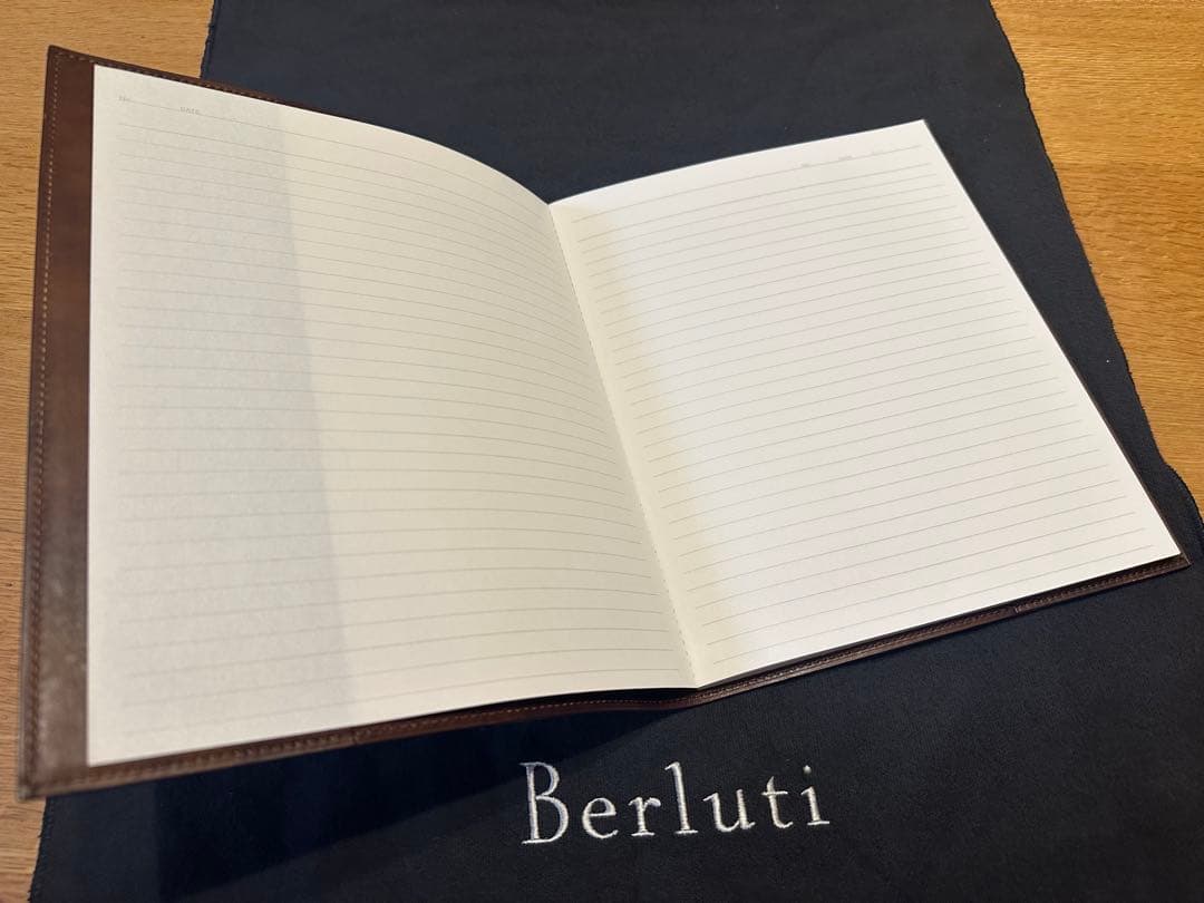 岸田一郎 持ってて良かったアイテム100選 ベルルッティ ノートカバー 未使用