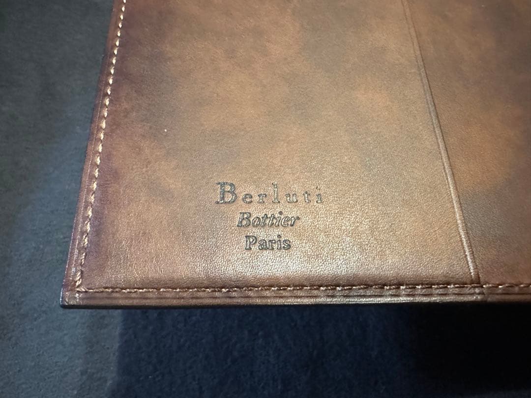 岸田一郎 持ってて良かったアイテム100選 ベルルッティ ノートカバー 未使用