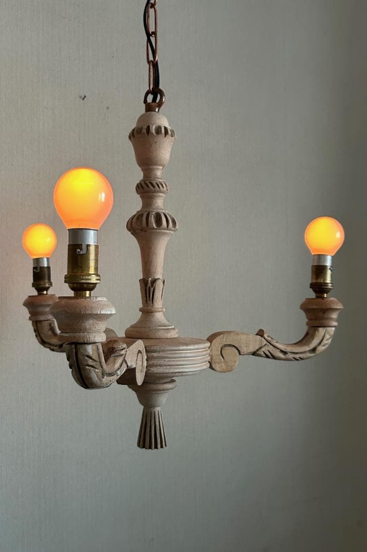 フランスアンティーク　木製シャンデリア　３灯　シャビー　店舗什器