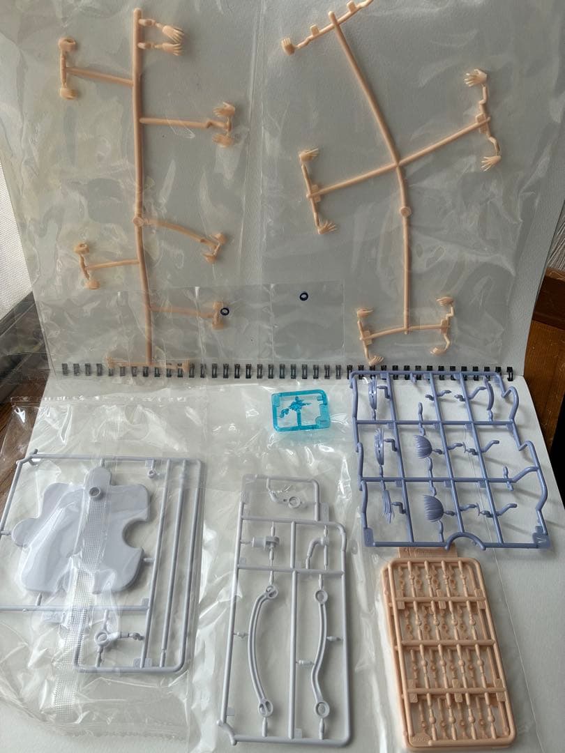 布スカート付き　コトブキヤ限定薬師寺久遠ベースの寄せ集めジャンク　創彩少女庭園