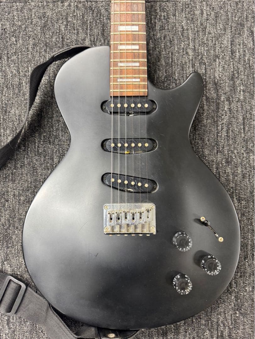 Grass Roots グラスルーツ　エレキギター