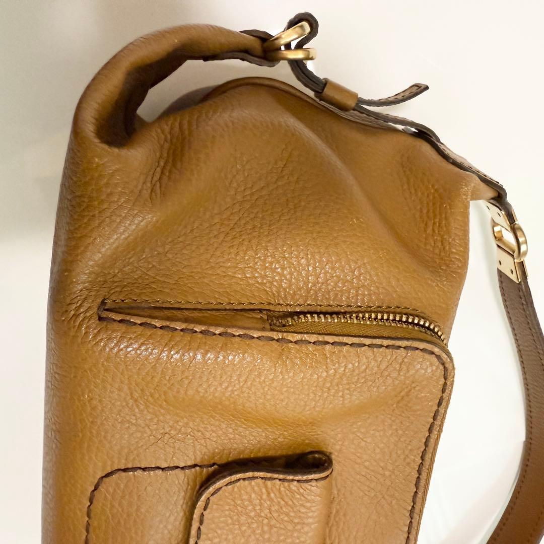 トッズ　ワンショルダー　ハンドバッグ　トート　シボ革　レザー　ブラウン系