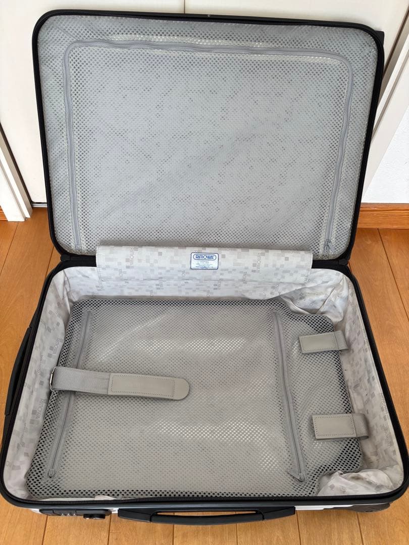 REMOWAリモワ SALSA サルサ キャリーケース 2輪 33L 機内持込可