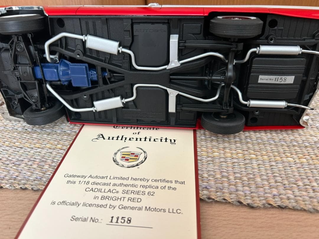 Autoart CADELLAC SERIES 62　1/18（赤）