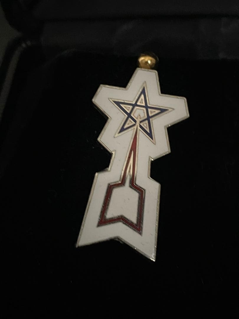 流星バッジ M1号 ケース ウルトラマン 科学特捜隊 流星型特殊小型通信機