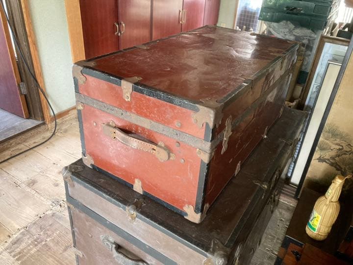 鍵付き船トランク