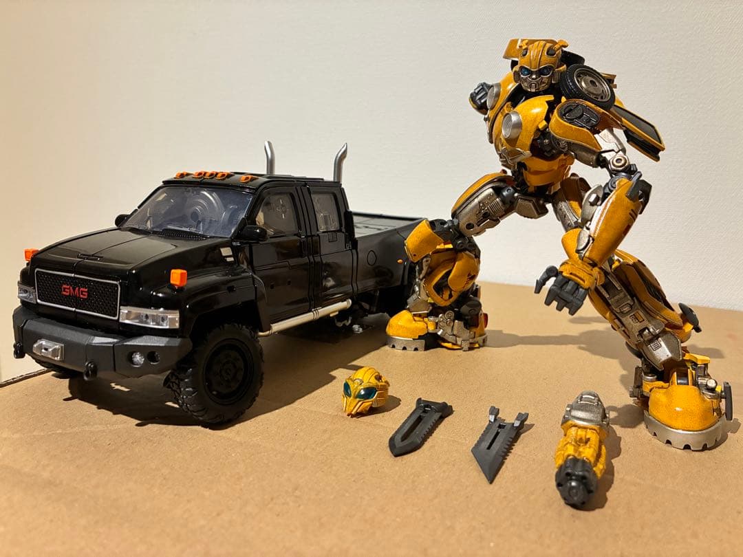 非正規 トランスフォーマー まとめ売り バンブルビー アイアンハイド っぽい