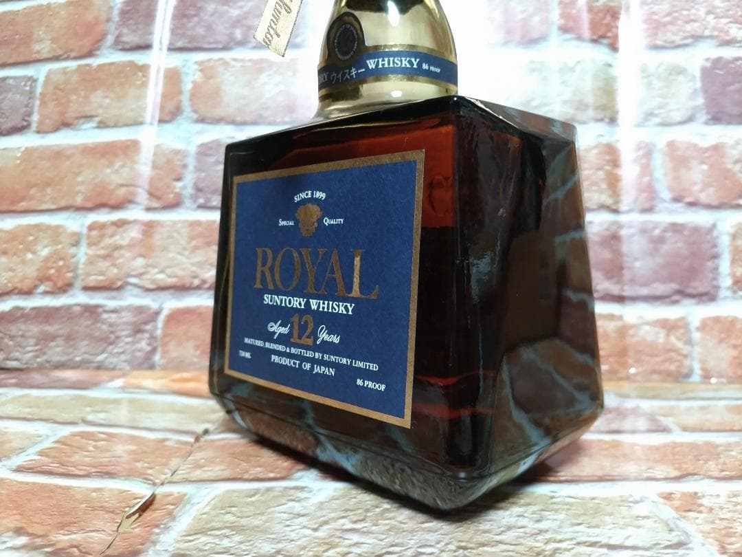 サントリー　ローヤル　プレミアム12年【ブルーラベル】¥