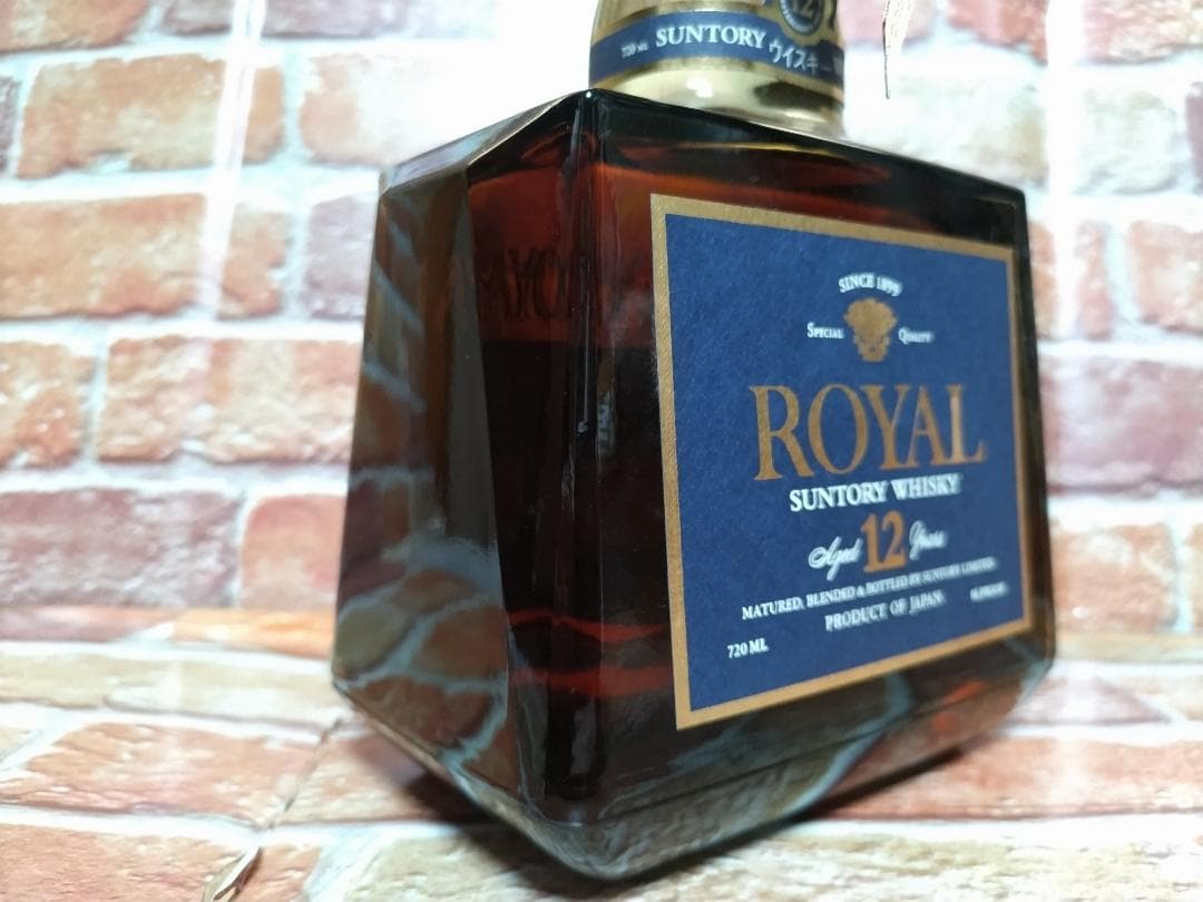サントリー　ローヤル　プレミアム12年【ブルーラベル】¥