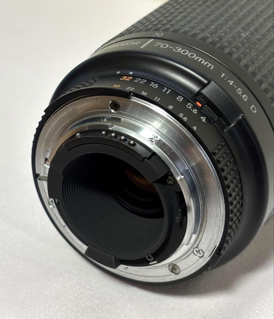 美品 ニコン Nikon AF NIKKOR 70-300mm