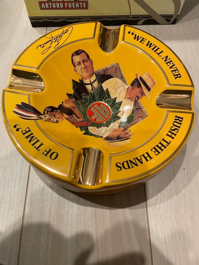 ARTURO FUENTE 灰皿　24センチ　アルトゥーロ・フエンテ　未使用