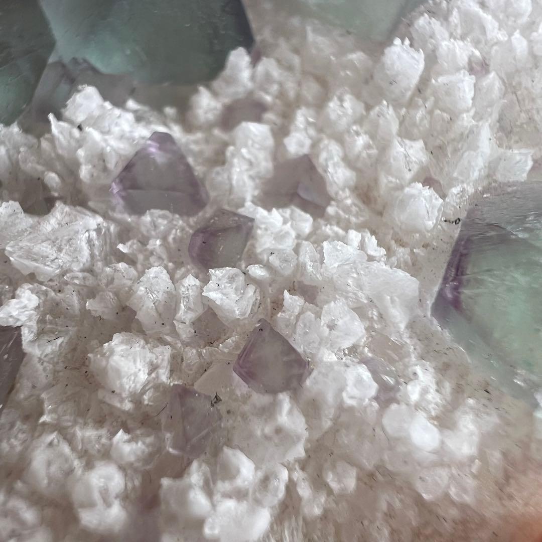 八面体 フローライト P20 水晶 共生 鉱物 標本 原石