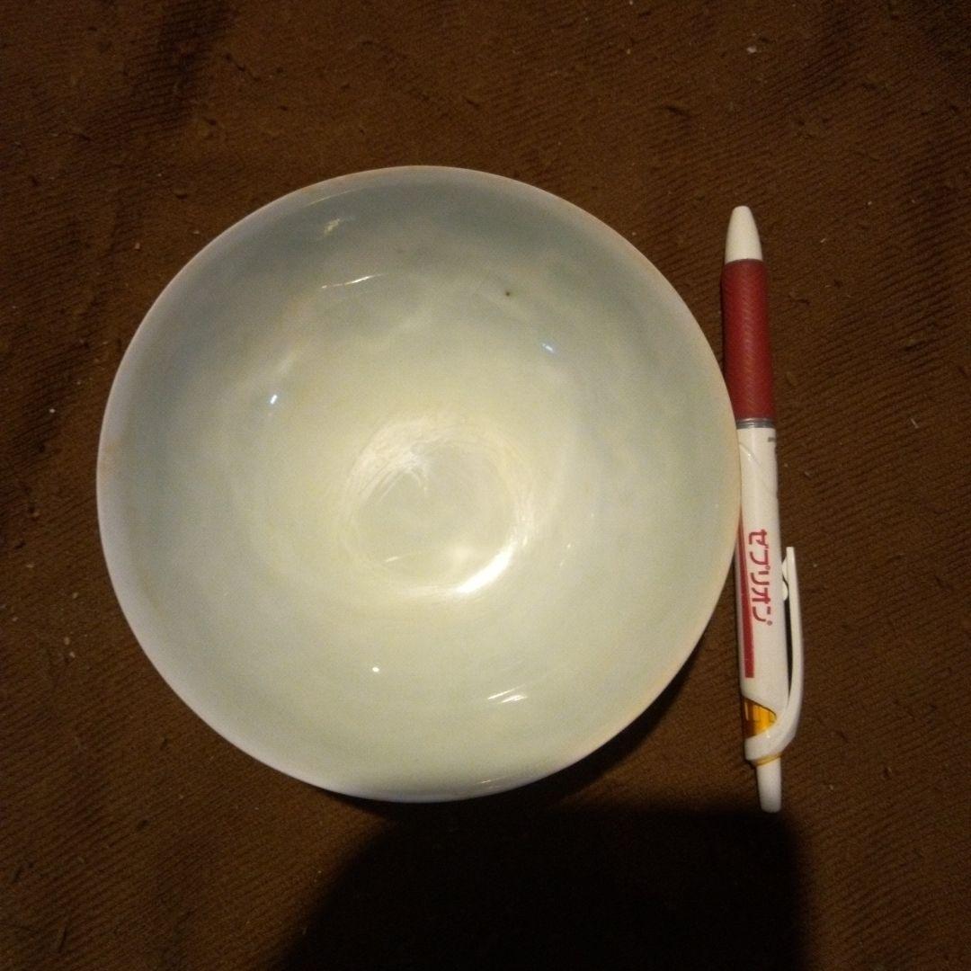 中国陶磁器　明宣徳　緑色と白色のボウル