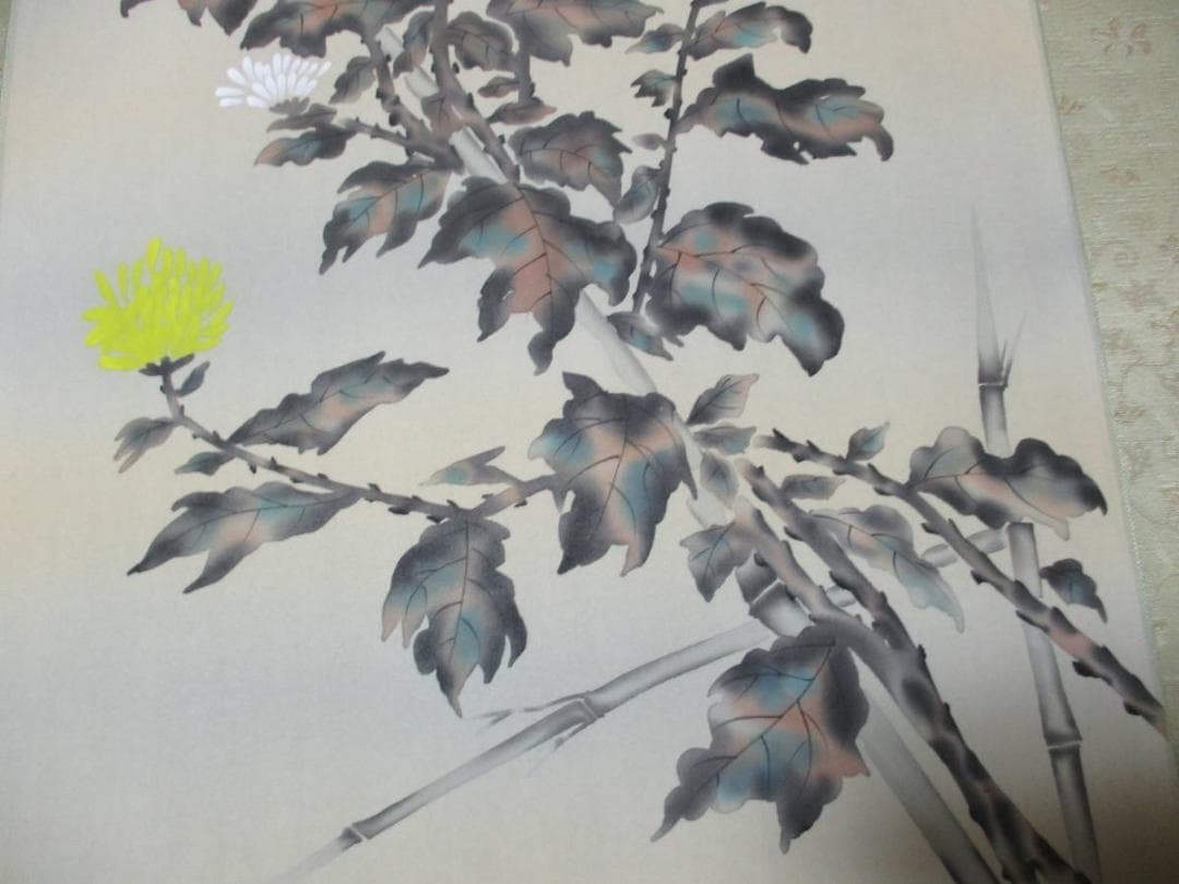 掛軸 高原光嶺『菊花図』秋の掛軸 絹本 桐箱付 良好品 掛け軸 d31150