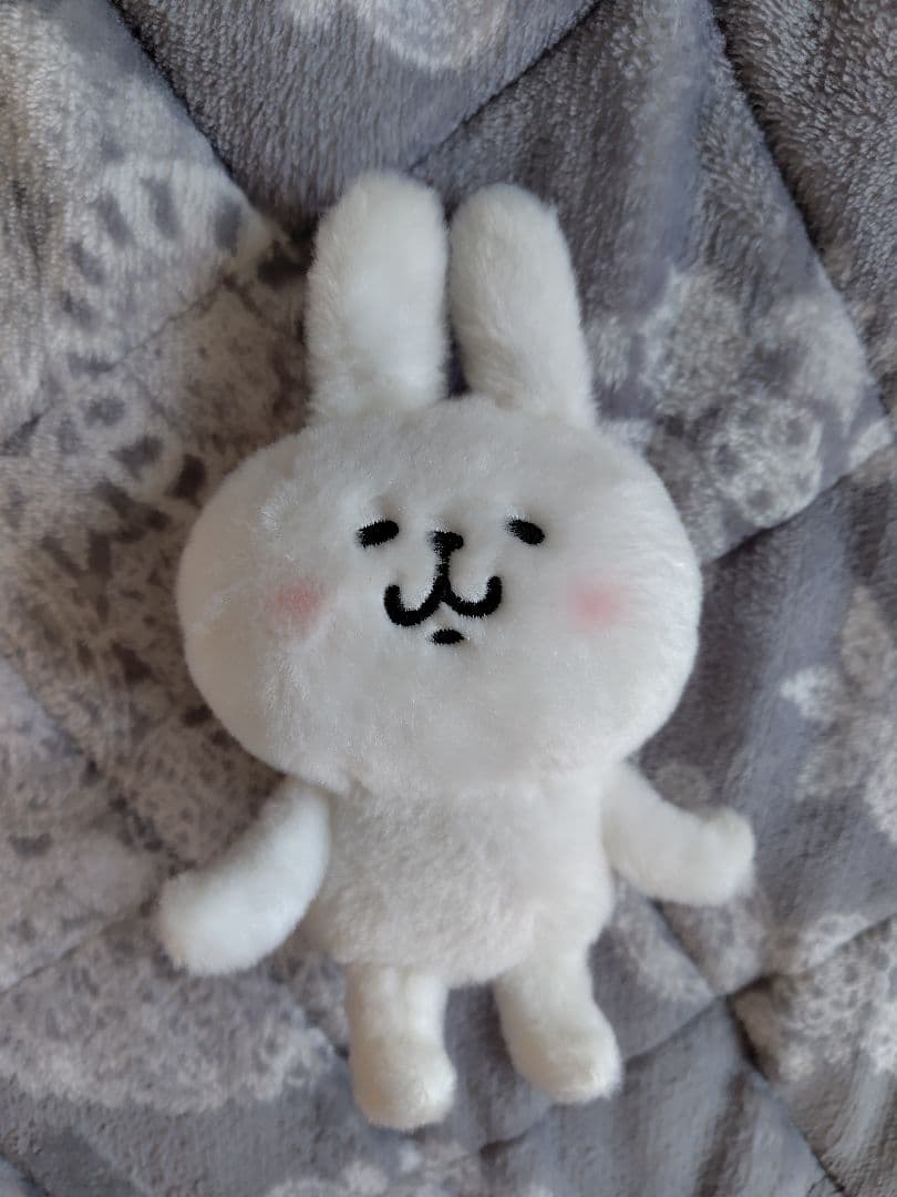 カナヘイ　白うさぎのぬいぐるみ