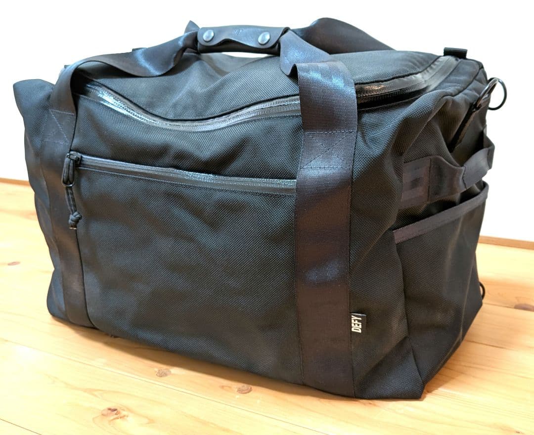 旅行かばん・小分けバッグ DEFY BAGS The Rover Backpack
