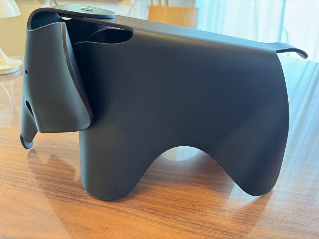 ヴィトラ　エレファントスツール　スモール　黒 ジェラートピケ イームズ 膝掛け