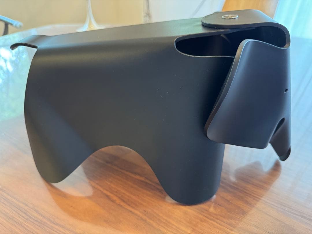 ヴィトラ　エレファントスツール　スモール　黒 ジェラートピケ イームズ 膝掛け