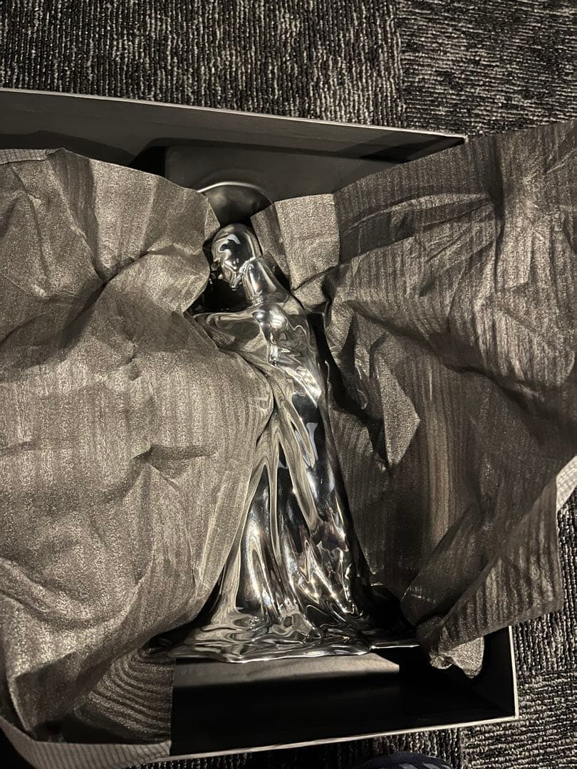 ホットトイズ ムービーマスターピースDX ターミネーター2 T-800ダメージ版