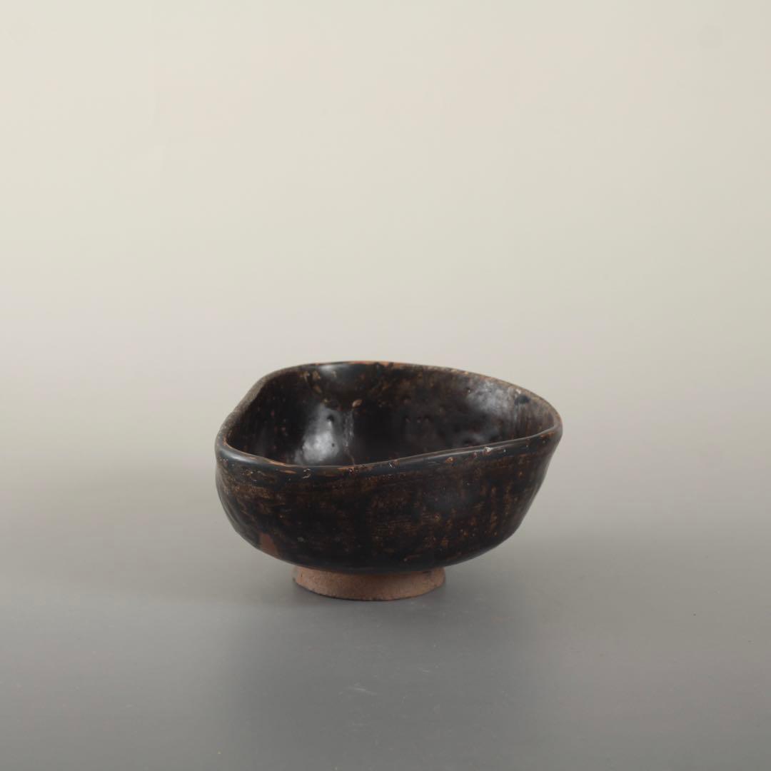 黒唐津 茶碗 17世紀 古唐津 茶道具 古美術 古道具 アンティーク